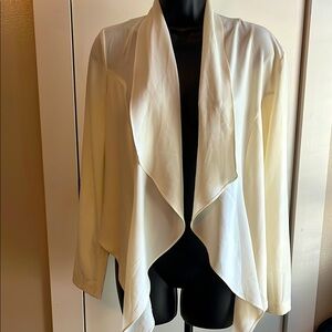 NWT $49 Ark & Co shrug